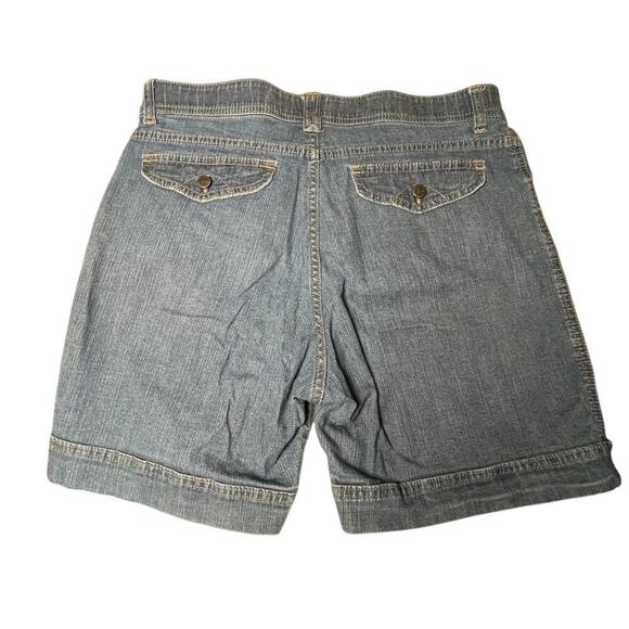 Wrangler 10 Medium Denim Shorts Floral Waistband Y2K Western Vibes - Picture 2 of 9